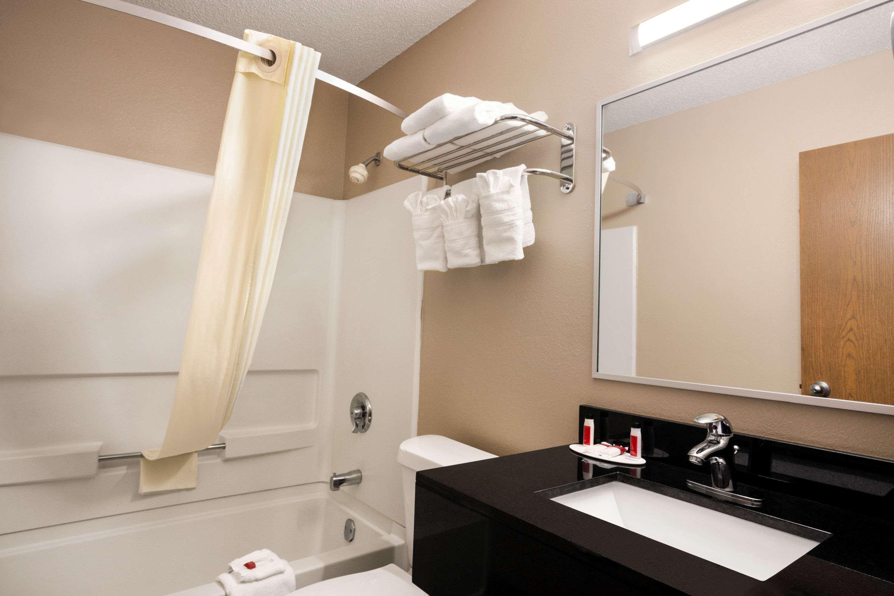 ซูเปอร์ 8 บาย วินด์แฮม เมย์ฟิลด์ Hotel Mayfield ภายนอก รูปภาพ