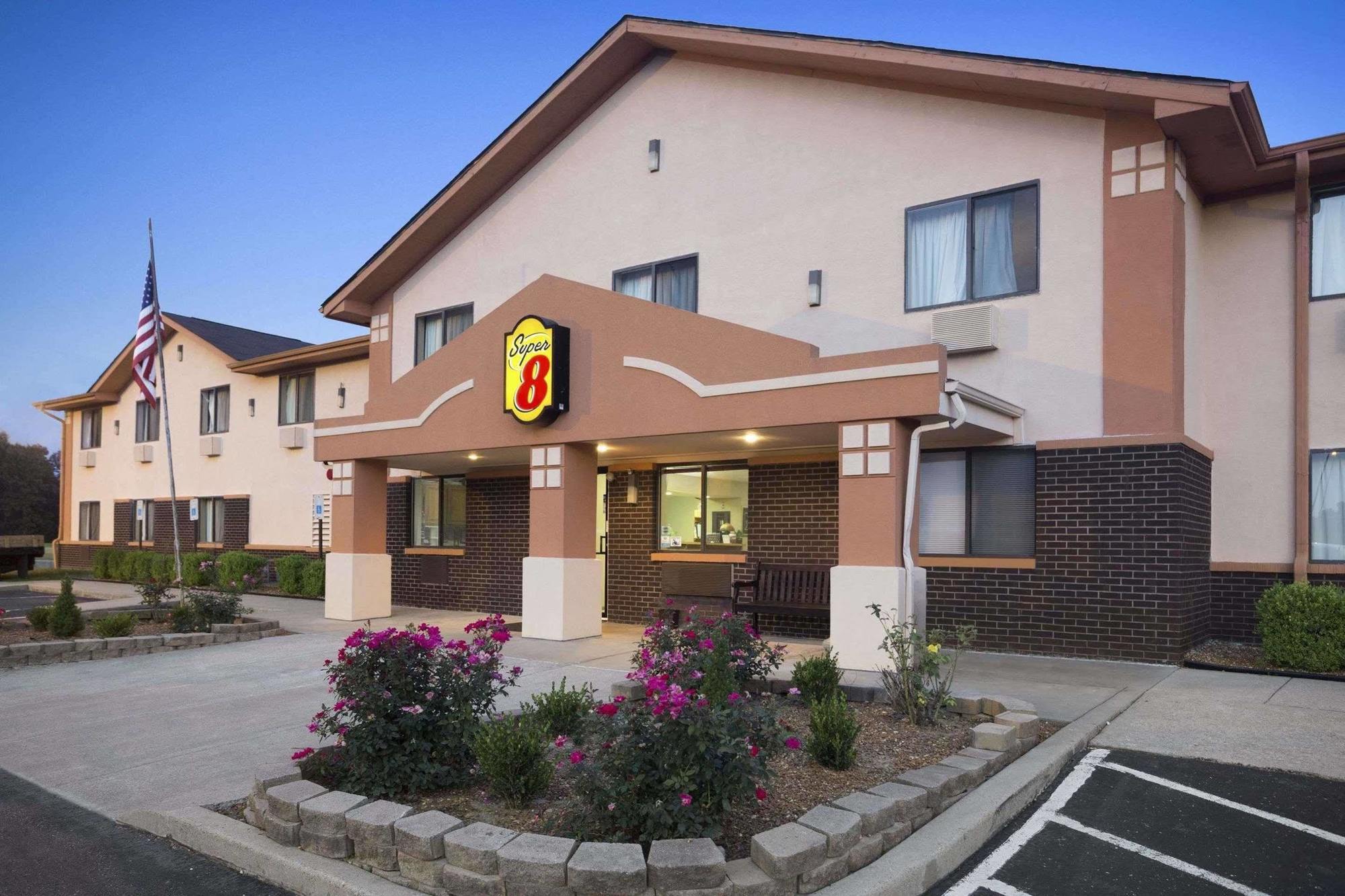 ซูเปอร์ 8 บาย วินด์แฮม เมย์ฟิลด์ Hotel Mayfield ภายนอก รูปภาพ